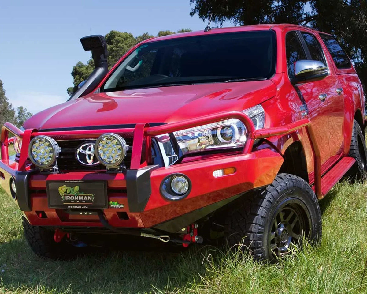 Deluxe Bull Bar – Toyota Hilux Revo
