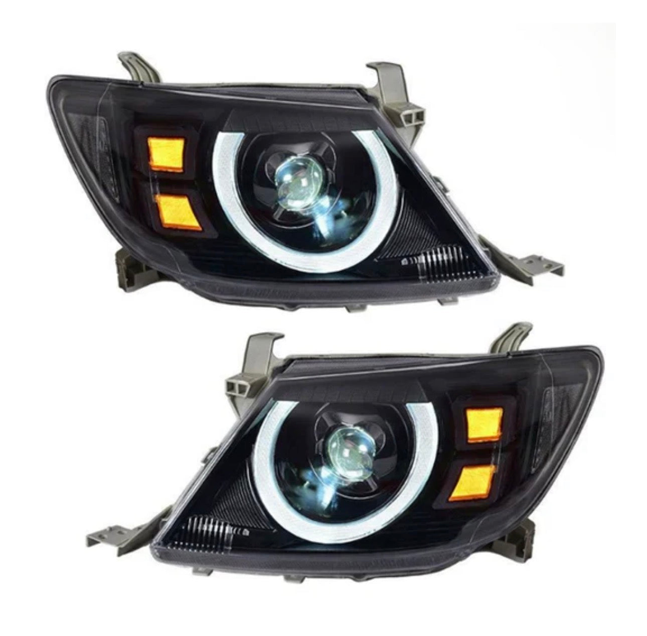 Hilux Defender Style headlights (2011-2015)