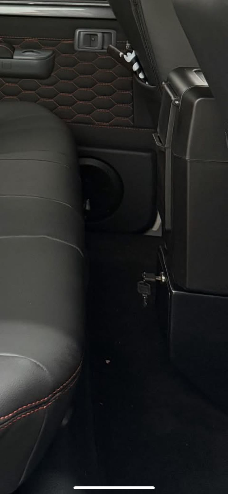 Land Cruiser 79 2.8 Auto Double Cab 10L Console Fridge Bracket with Lock Safe