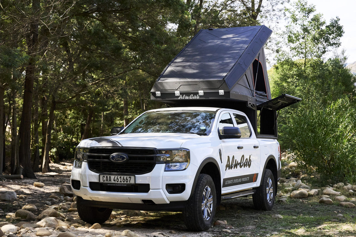 Alu-Cab ModCAP Camper