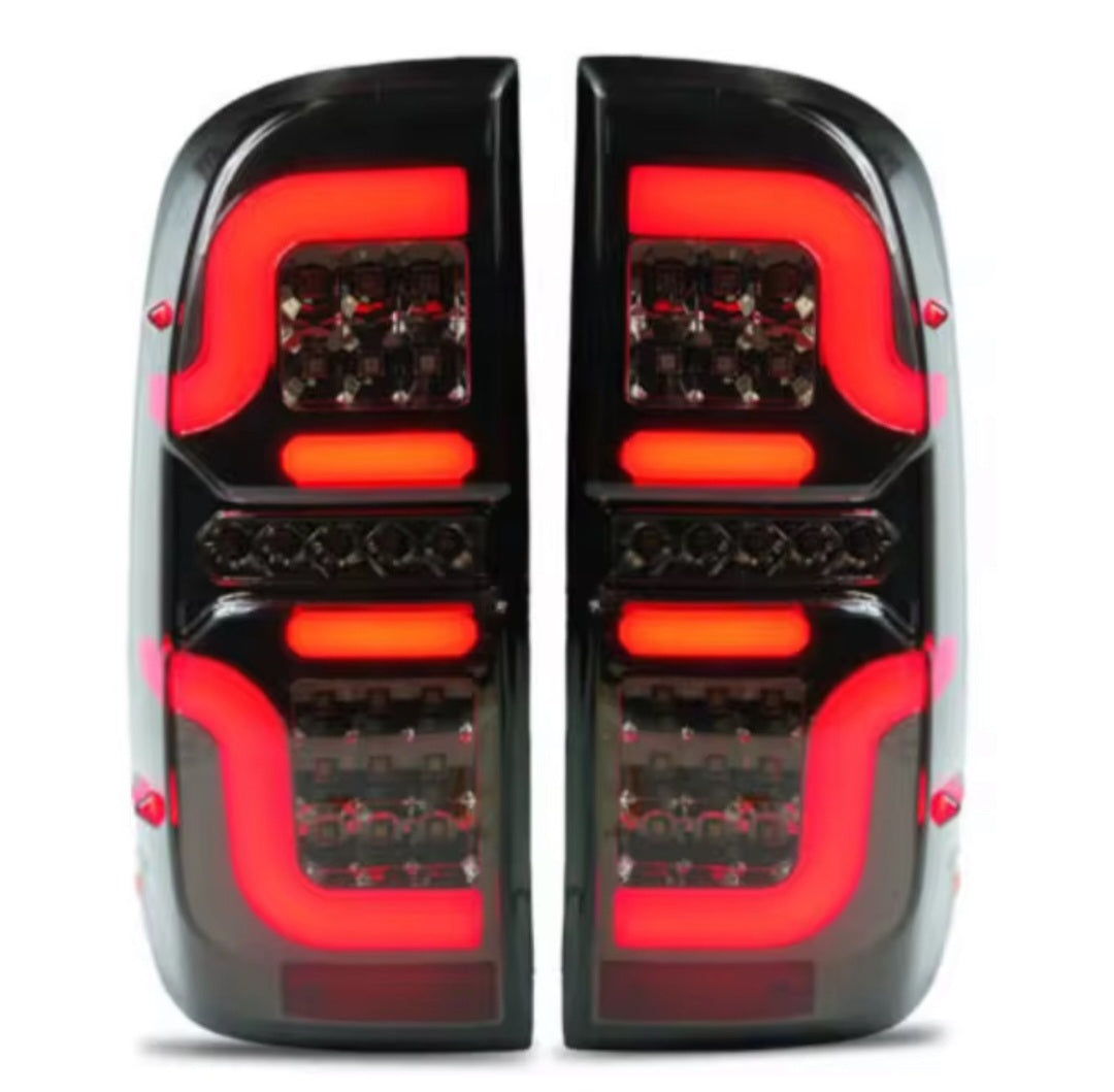 HILUX D4D TAIL LIGHTS