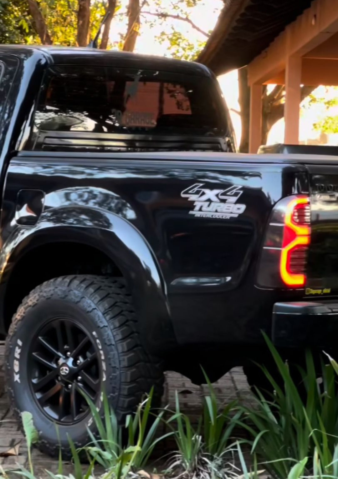 HILUX D4D TAIL LIGHT