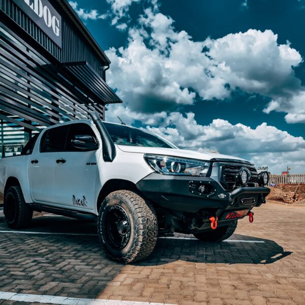 Dakar Front, Round Nudge, Spotlight Brackets, Black - Toyota Hilux Dakar
