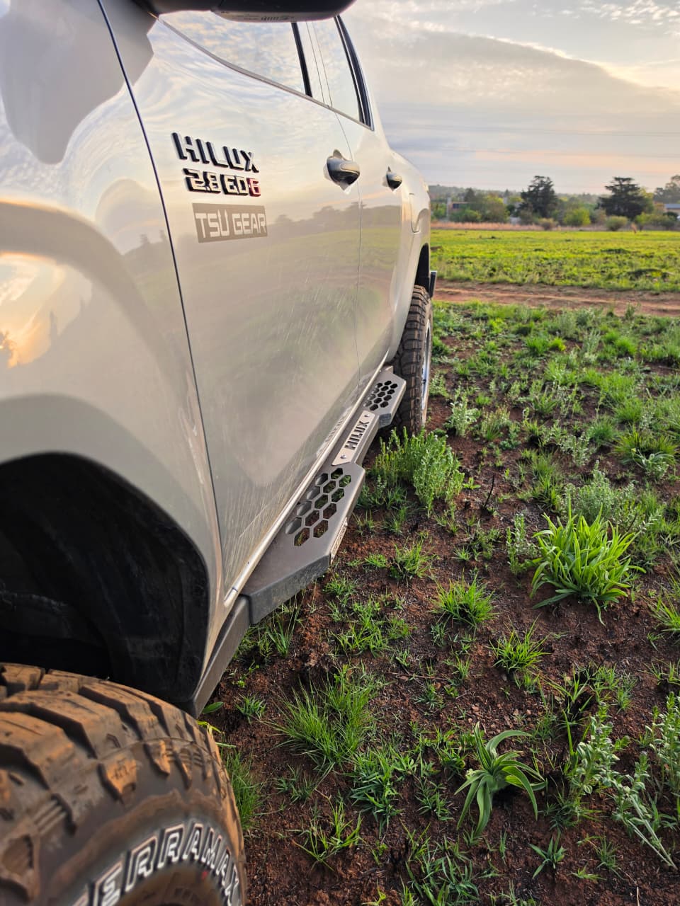 TSU Gear Toyota Hilux Travo 2026+ Rock Sliders - view 5