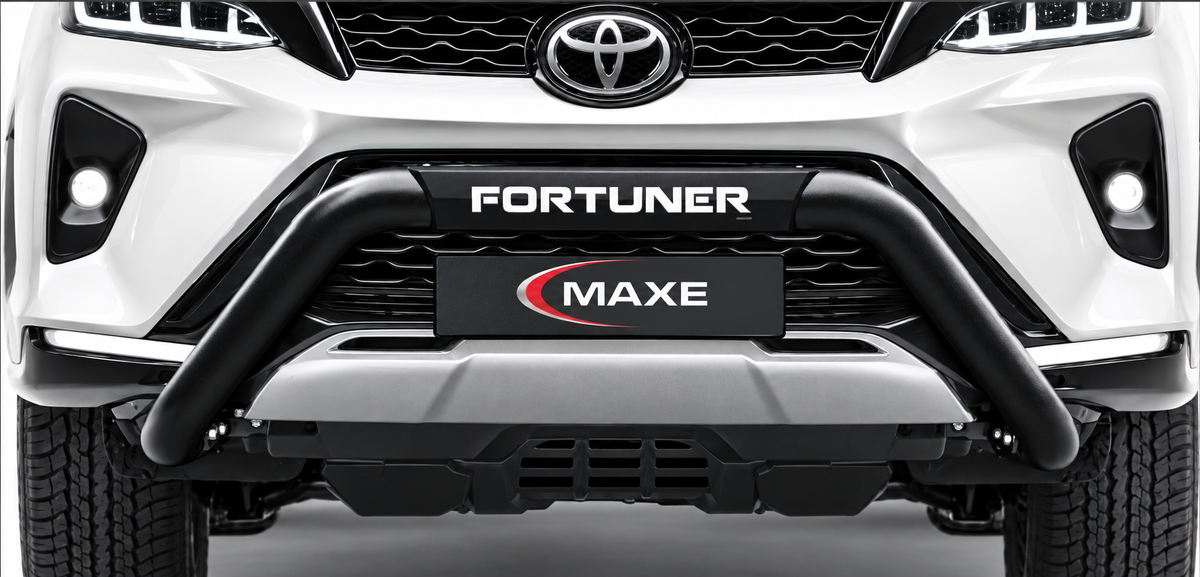 Toyota Fortuner 2020-2025 Black Stainless Steel Nudge Bar