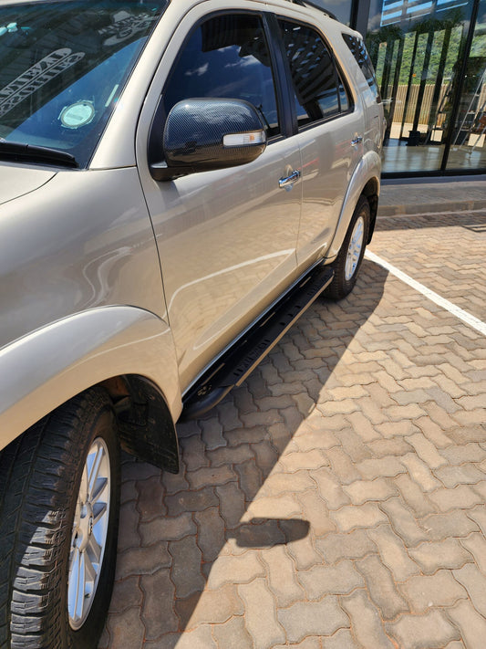 Toyota Fortuner (2005-2010) Rock Sliders