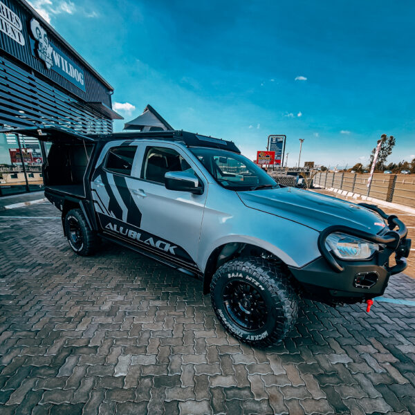 Isuzu Gen 7 DC Rocksliders - Wildog Isuzu 4x4 accessory