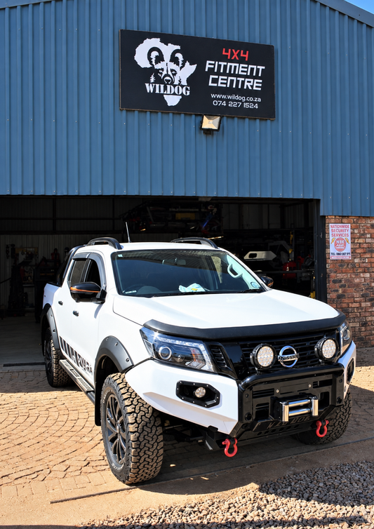 Nissan Navara 2017+ Front Replacement Bumper, Round Nudge Bar, Spotlight Brackets, Colour