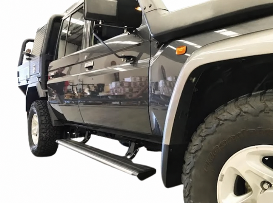 Toyota Land Cruiser 79 Series Electric Side Steps – Single Cab