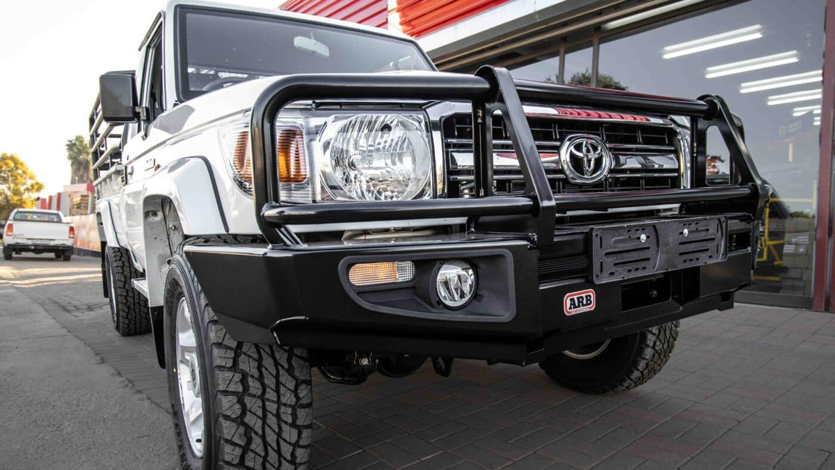 ARB Flared Winch Bull Bar – Land Cruiser 70 Series