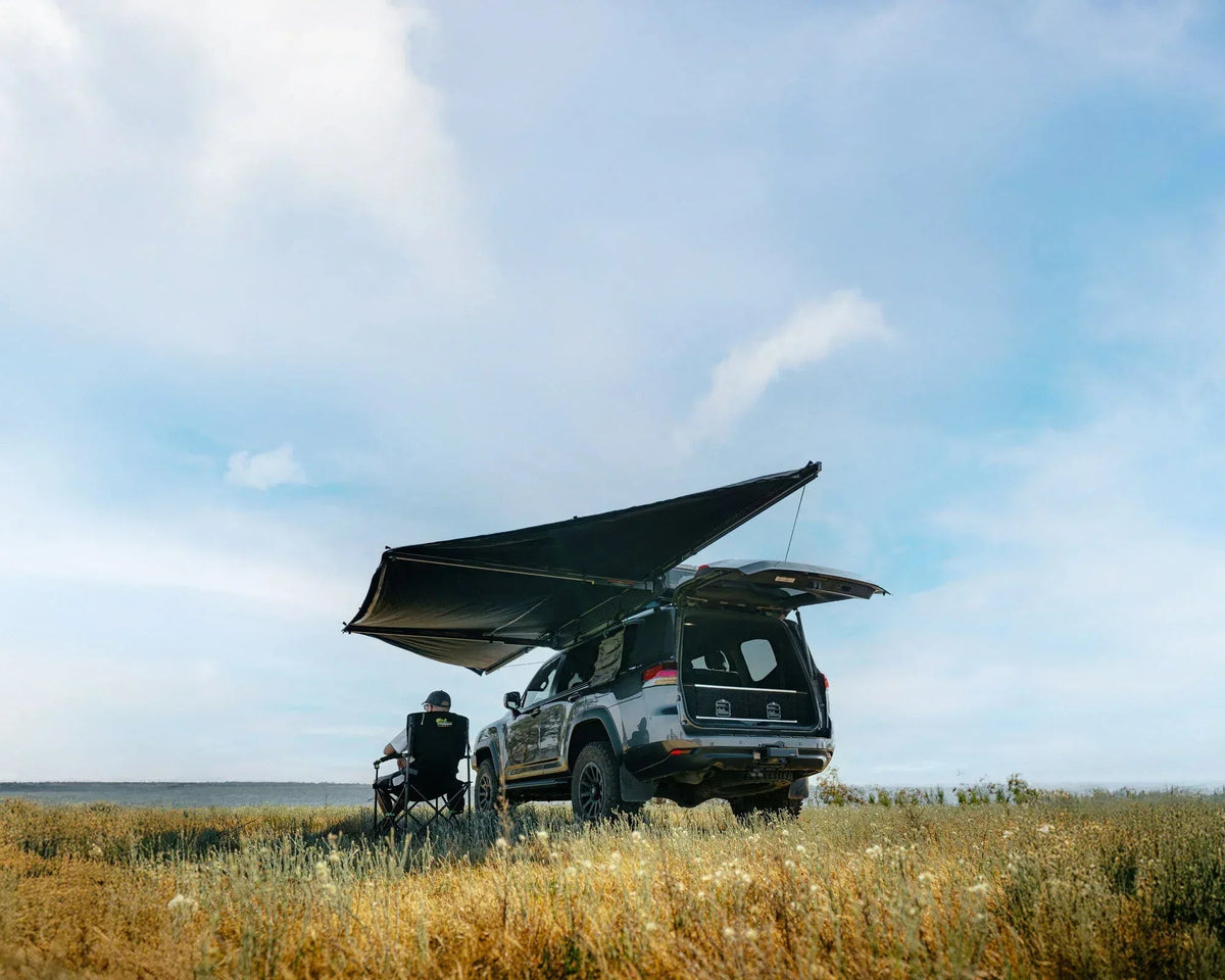 Deltawing 180° Awning – 1.8m, Unsupported