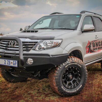 Integrated Nudge Bar (Fortuner)