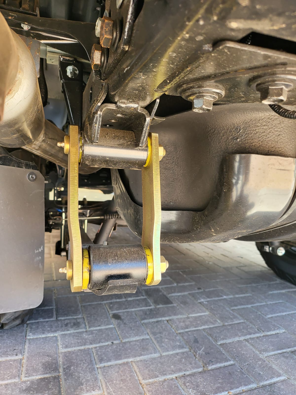 Extended Shackle Pair – Toyota Land Cruiser 79
