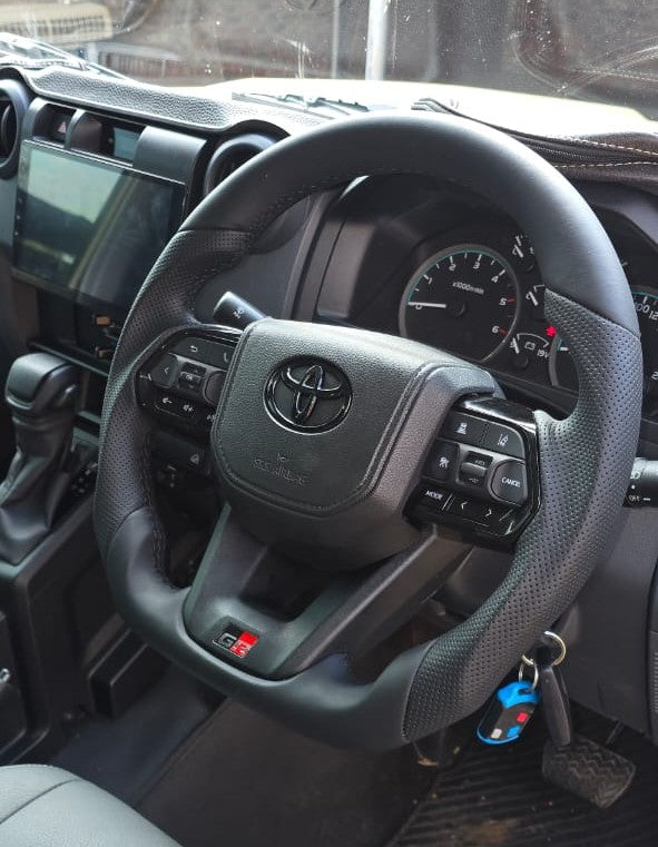 Toyota Land Cruiser 79 GR300 Steering Wheel Conversion Kit