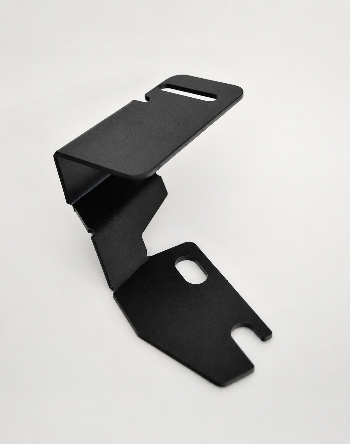 HILUX/FORTUNER DITCH LIGHT BRACKET (BONNET BRACKET) 4mm
