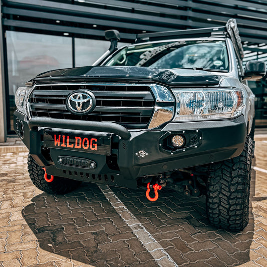 Toyota Land Cruiser 200 (2016+) Facelift Front Replacement Bumper, Round Nudge Bar, Spotlight Brackets, Black