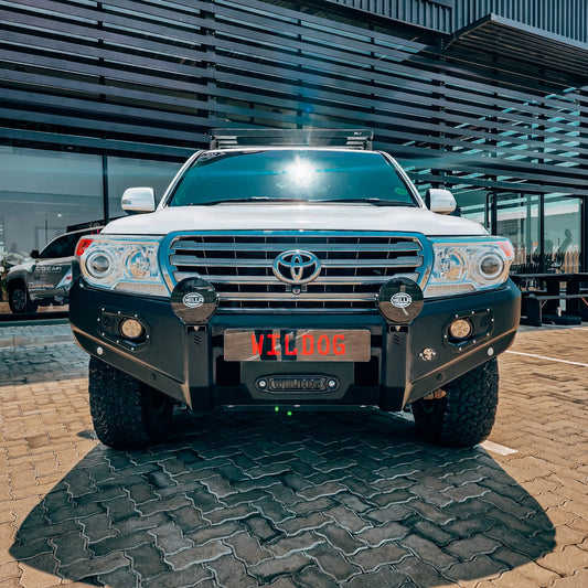 Toyota Land Cruiser 200 Pre-Facelift Front Replacement Bumper, Spotlight Brackets, Black