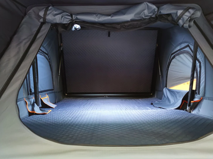 Wolfpack Rooftop Tent