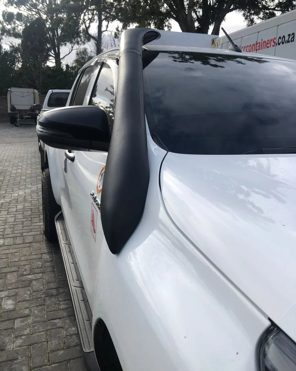 Toyota Hilux Revo 2.4 / 2.8 GD6 Wide Body Slimline Snorkel – 2016+