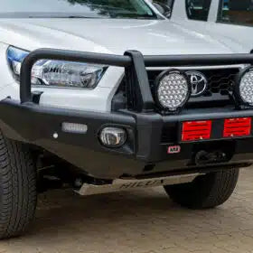 Toyota Hilux 2.4 GD6 Double Cab – ARB Summit Bar OME Suspension