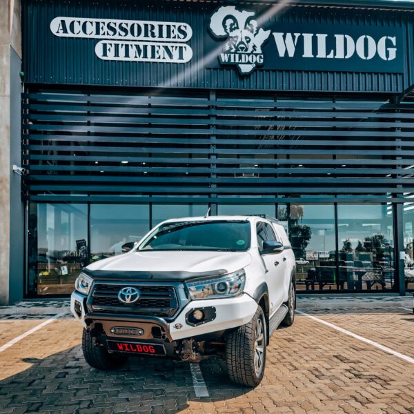 Dakar Front, Round Nudge, Spotlight Brackets, Colour - Toyota Hilux Dakar