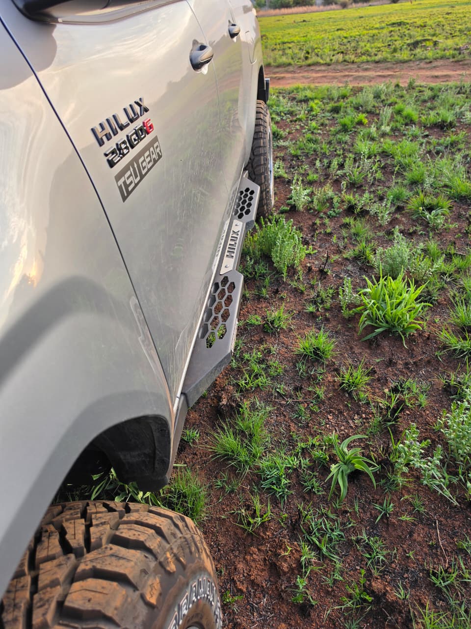 TSU Gear Toyota Hilux Travo 2026+ Rock Sliders - view 3