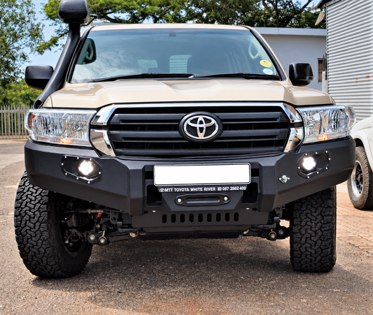 Toyota Land Cruiser 200 (2016+) Facelift Front Replacement Bumper, Black