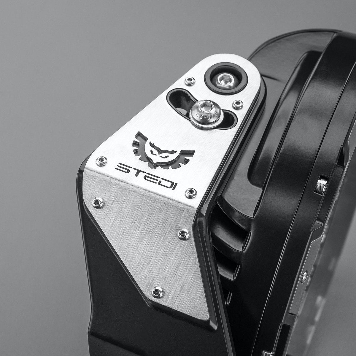 STEDI Type-X™ Pro LED Spotlight Set — view 9