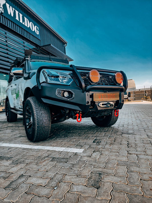 Isuzu KB6 Facelift Hunter Front Replacement Bumper, Round Nudge Bar, Spotlight Brackets, Black